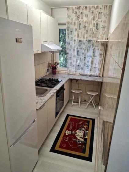 Inchiriez apartament 2 camere zona Vest - 7