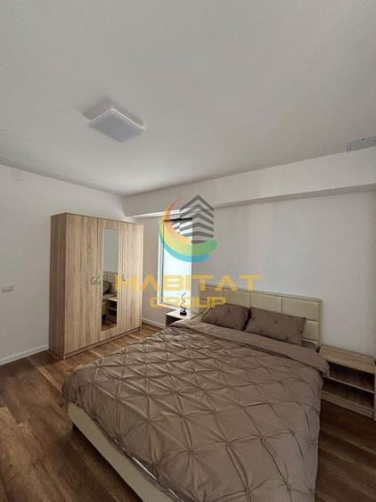 Apartament cu 5 camere decomandat, mobilat în Berceni