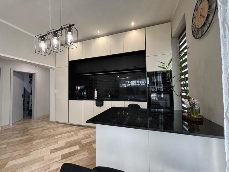 CONFORT la standarde inalte! Penthouse deosebit pe 2 niveluri zona Shopping City - 4