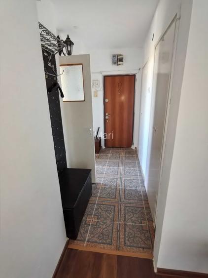 Vand apartament 3 camere