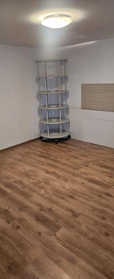 Spațiu comercial, de 25 mp, în Central