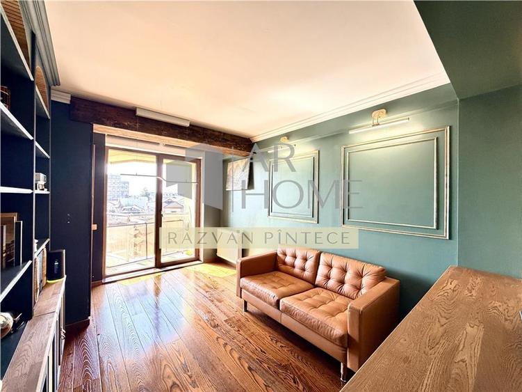 Apartament cu 3 camere decomandat, mobilat în Ultracentral