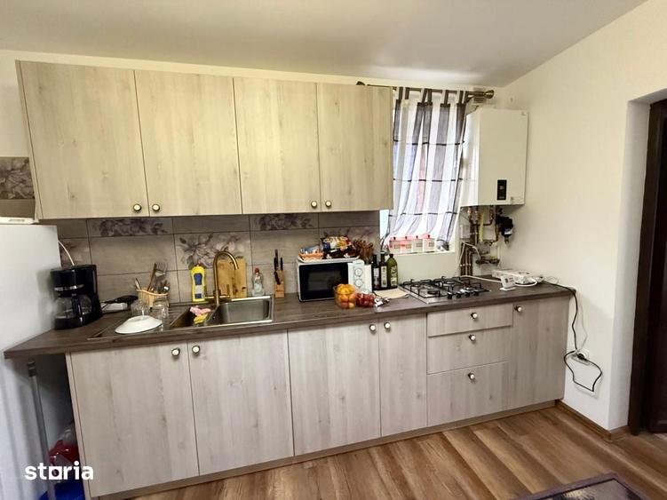 Apartament cu 3 camere nedecomandat în Zamora