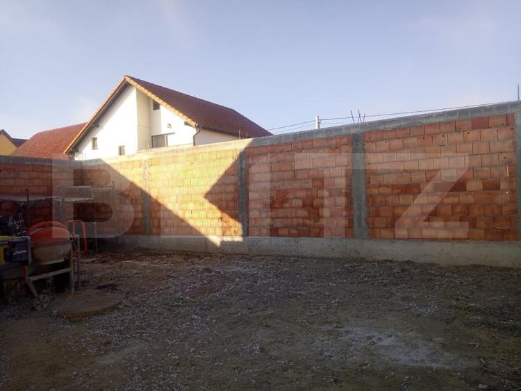 Casă individuală cu 4 camere cu Canalizare în Exterior Vest