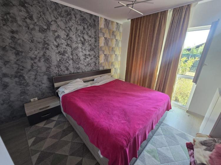 Apartament cu 2 camere semidecomandat, mobilat în Moșnița Nouă