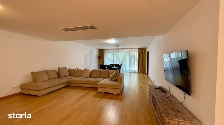Apartament cu 3 camere în Aviatorilor