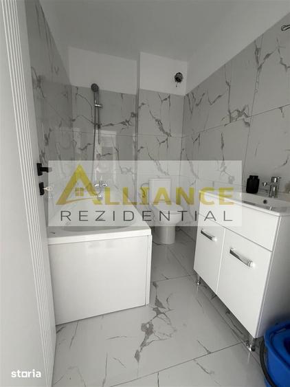 Apartament cu 3 camere decomandat în Apărătorii Patriei