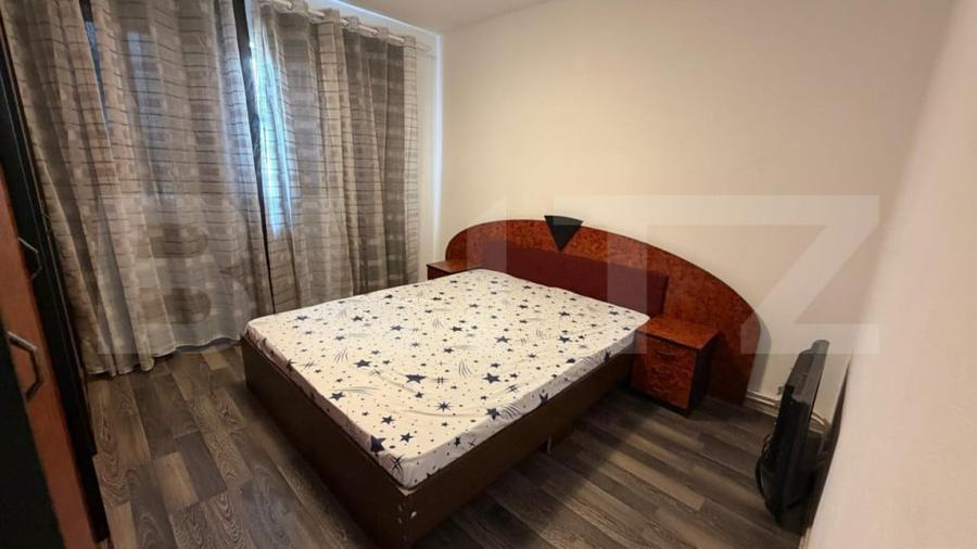 Apartament cu 3 camere decomandat în Cetate