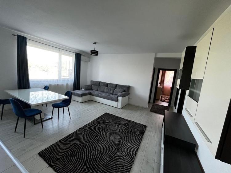Apartament cu 3 camere în Florești