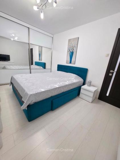 Apartament cu 3 camere semidecomandat în Gorjului