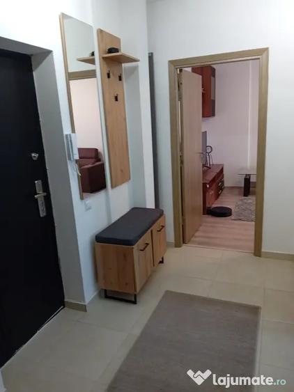 Apartament cu 2 camere decomandat, mobilat în Chiajna