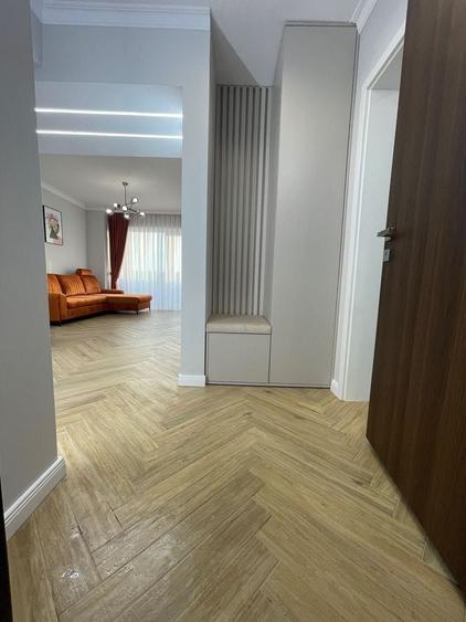Apartament cu 2 camere decomandat, mobilat în Nufărul