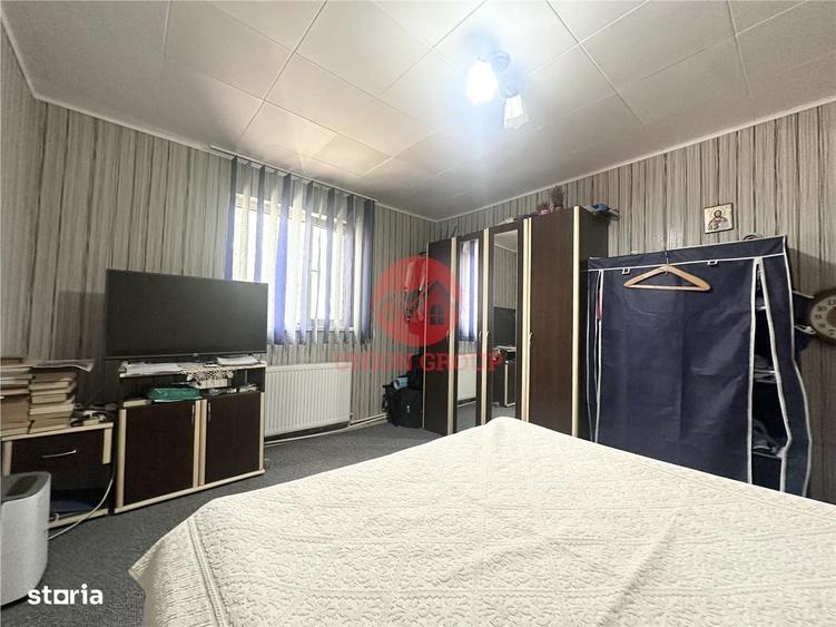 Casă cu 3 camere în Lumina
