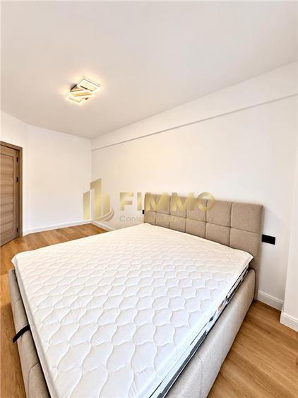 Apartament cu 2 camere semidecomandat, mobilat în Est