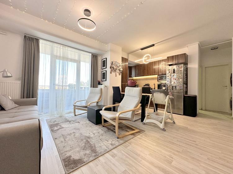 Apartament cu 3 camere semidecomandat, mobilat în Girocului