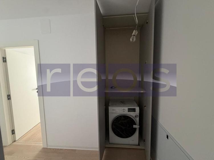Apartament cu 3 camere decomandat, mobilat în Barbu Văcărescu