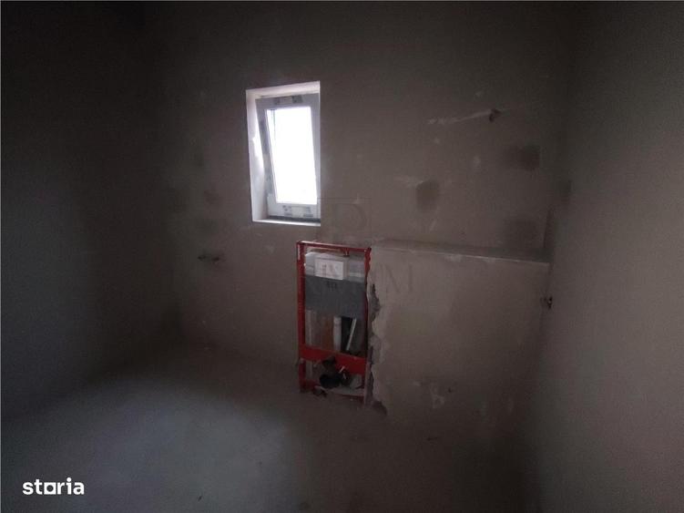 Casă cu 4 camere în Urseni