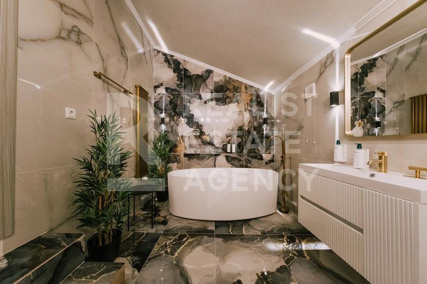 Casă individuală cu 6 camere cu Piscina în Mehedința