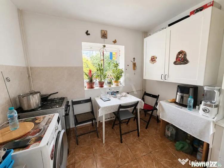 Apartament cu 2 camere decomandat în Aviației