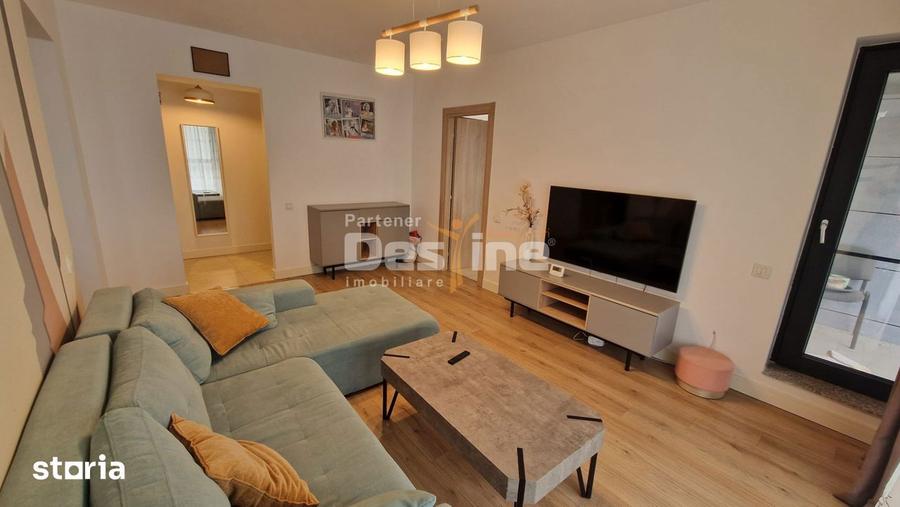 Apartament cu 3 camere, mobilat în Băneasa