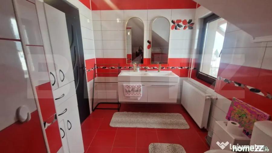 Casă cu 6 camere cu Teren 500 Mp în Bunloc