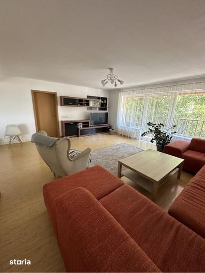 Apartament cu 4 camere, mobilat în Central