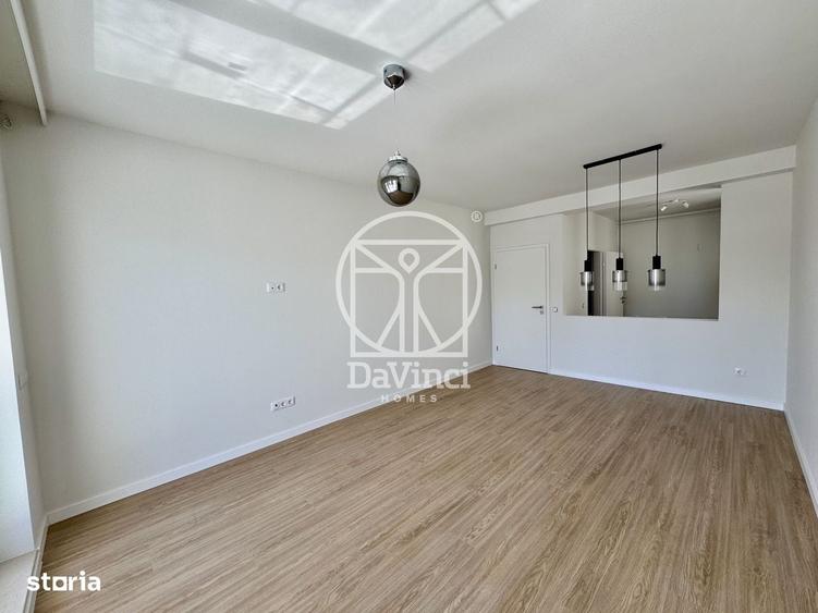 Apartament cu 3 camere decomandat în Cristian