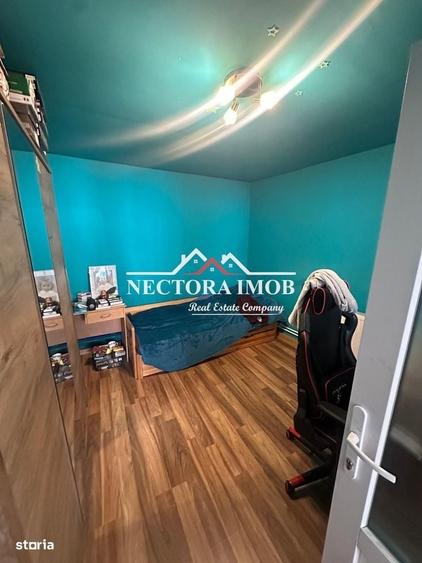Casă cu 4 camere decomandat în Central