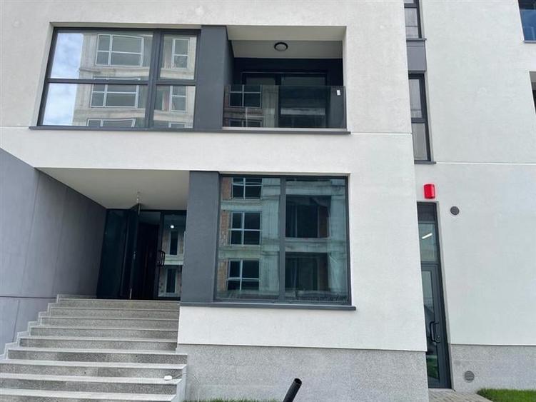 Apartament cu 3 camere decomandat în Rahova