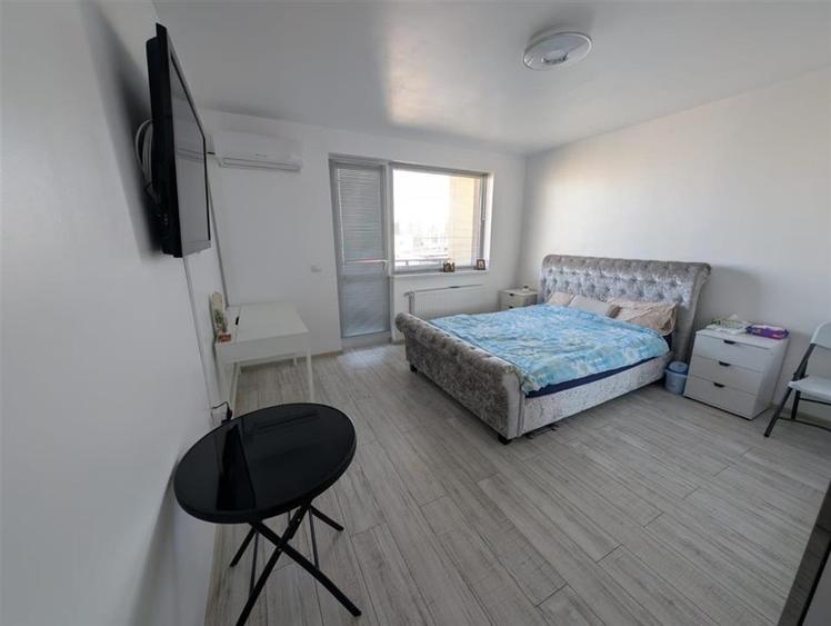 Apartament cu 2 camere decomandat, mobilat în Tractorul — fotografia 2