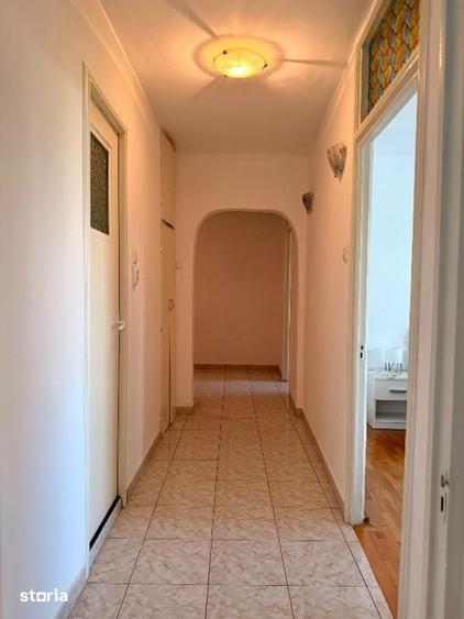 Apartament cu 2 camere decomandat în Grivița