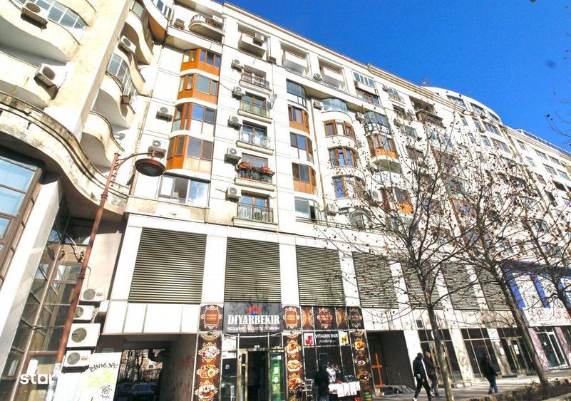 Apartament cu 3 camere, mobilat în Centrul Istoric