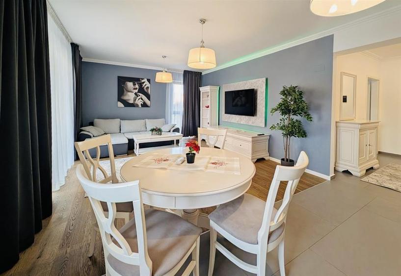 Apartament cu 2 camere decomandat, mobilat în Centrul Civic