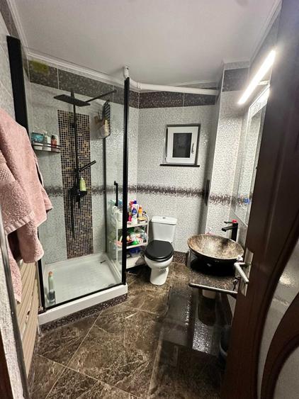 Apartament cu 2 camere decomandat în Nicolina