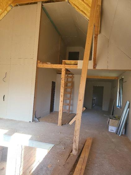 Casă cu 1 camere cu Teren 2600 Mp în Băceni