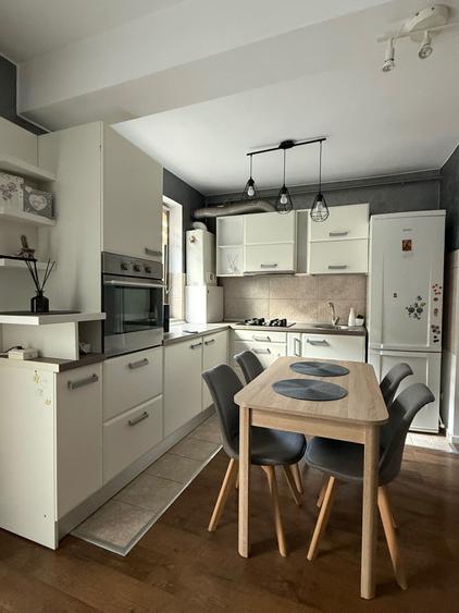 Apartament cu 2 camere semidecomandat în Florești