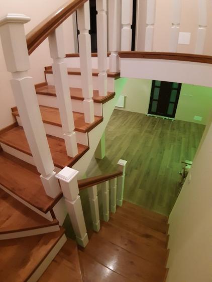 Casă cu 4 camere cu Teren 500 Mp în Central