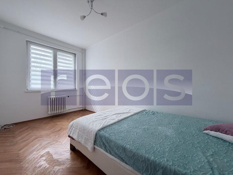 Apartament cu 3 camere semidecomandat în Pajura