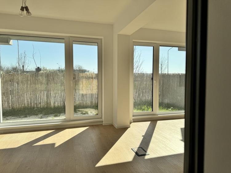Garsonieră decomandată în Străulești