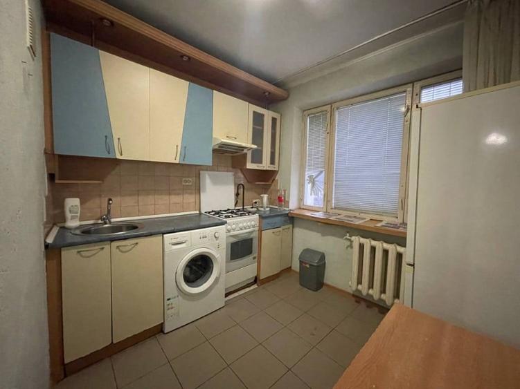 Apartament cu 2 camere decomandat în Becaș