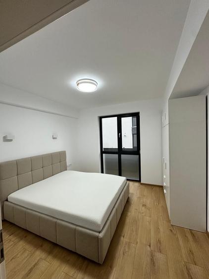 Apartament cu 3 camere decomandat în Sânpetru