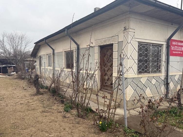 Casă cu 4 camere în Central
