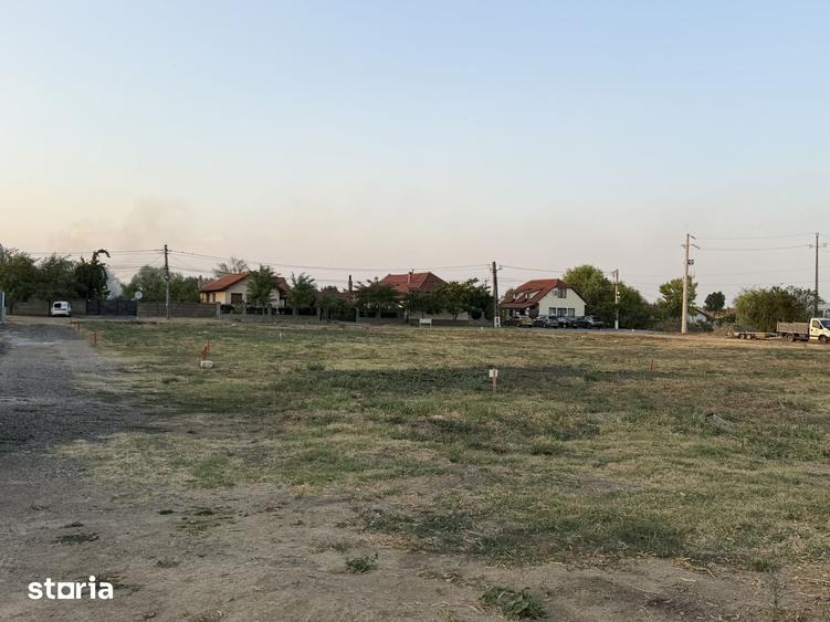 Teren de 541.82 mp, în Săcălaz