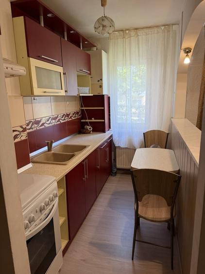 Apartament cu 2 camere în Simeria