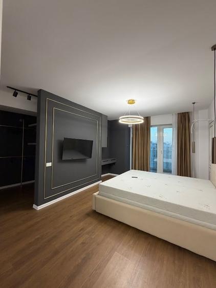 Apartament cu 3 camere decomandat, mobilat în Parcul Carol