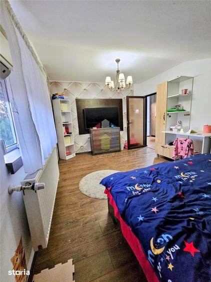 Casă cu 5 camere cu Teren 1000 Mp în Chiscani