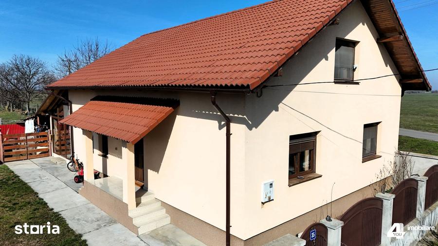 Casă cu 3 camere cu Teren 1450 Mp în Șiria