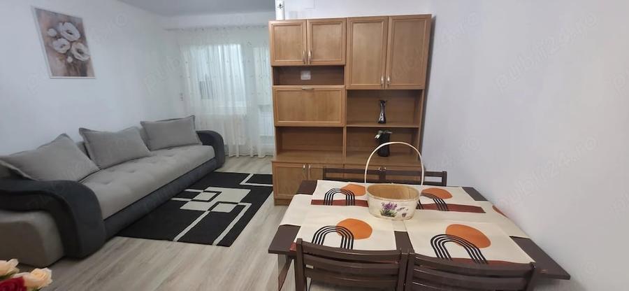 Garsonieră decomandată în Central