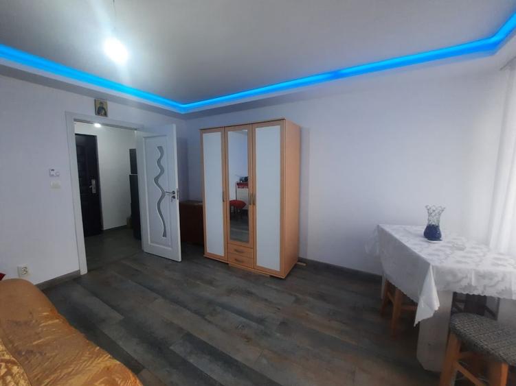 Garsonieră semidecomandată în Mărăței