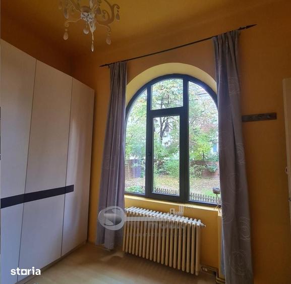 Casă cu 2 camere semidecomandat cu Teren 70 Mp în Copou